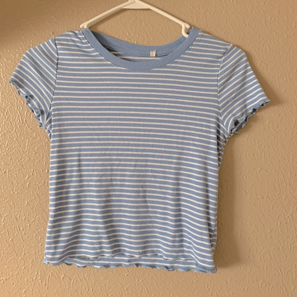 White and blue cropped top